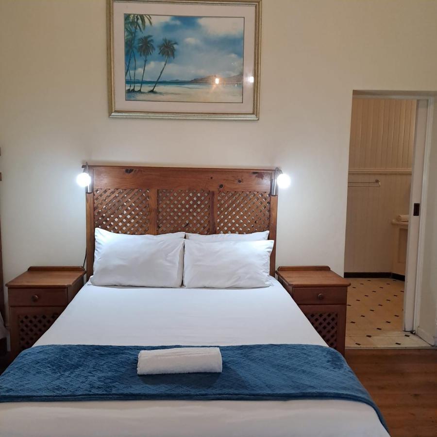 Green Door Guest House มอสเซิลเบย์ ภายนอก รูปภาพ
