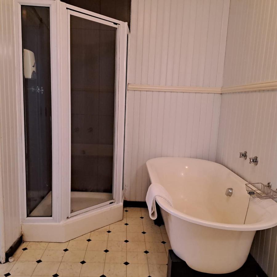 Green Door Guest House มอสเซิลเบย์ ภายนอก รูปภาพ