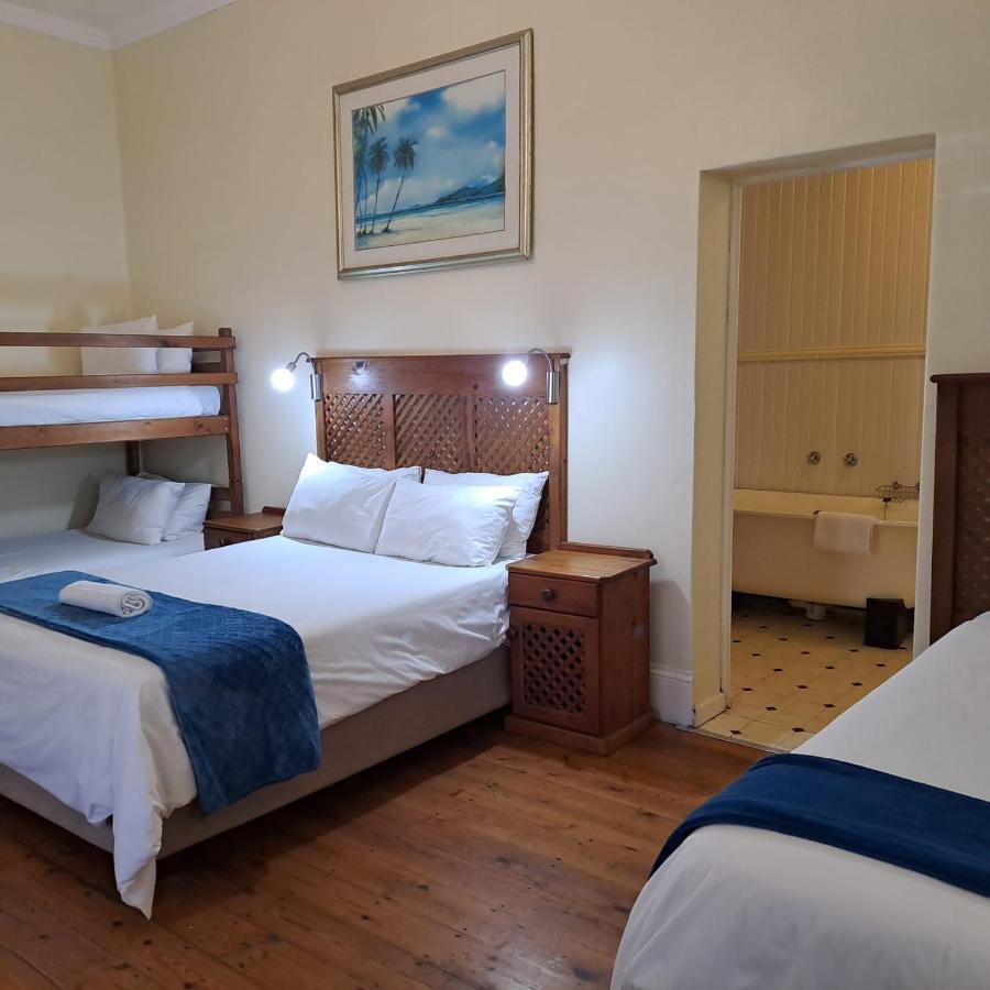 Green Door Guest House มอสเซิลเบย์ ภายนอก รูปภาพ